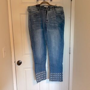 Angels forever young straight crop with decorated legs size 16 NWOT